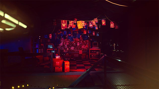 Lục soát mọi ngóc ngách trong cô nhi viện bỏ hoang để tìm kiếm câu trả lời cho những bí ẩn