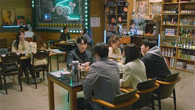 Cùng Yeonwoo gặp gỡ những người mập mờ với cô ấy trong buổi hẹn hò