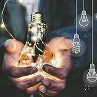 Mẫu PowerPoint Bóng Đèn Màu Sắc - Slide Thuyết Trình Ý Tưởng Sáng Tạo