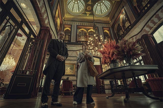 Bối cảnh phim là Pera Palace hoành tráng và tuyệt đẹp