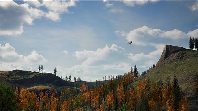 Thực hiện những pha mạo hiểm trên mặt đất và trên không