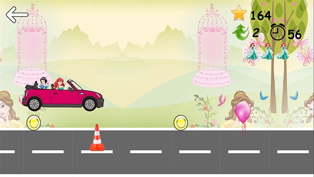 Lái xe vượt chướng ngại vật và thách thức trong Princess Crazy Car game