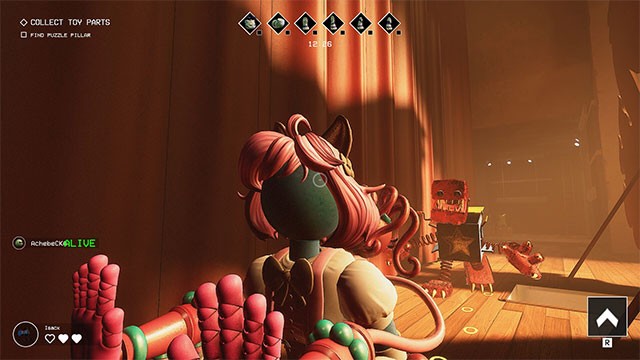 Dù là người sống sót hay quái vật, bạn đều có những khả năng và trang bị riêng để mạnh hơn trong cuộc đối đầu