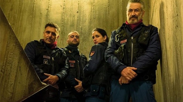 Poster phim tội phạm Ý: Public Disorder - Bạo loạn công cộng trên Netflix