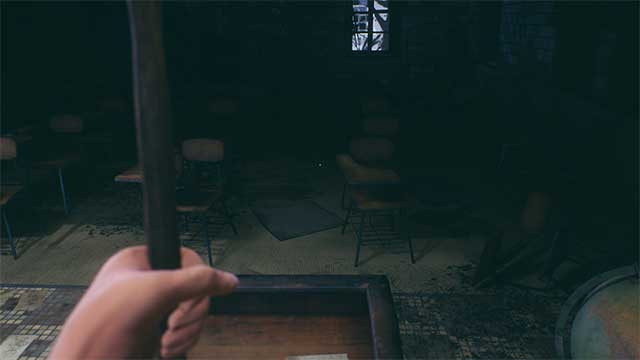 Tìm cách thoát khỏi ngôi trường hoang ẩn chứa một tên sát nhân đáng sợ trong Puppeteer