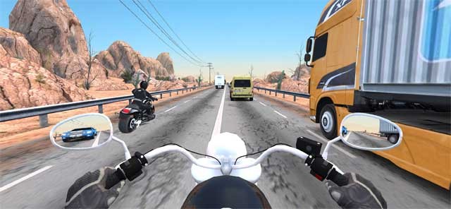 Tham gia cuộc đua xe mô tô tại nhiều đường đua và điều kiện thời tiết khác nhau