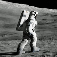 Real Moon: Game Thám Hiểm Mặt Trăng Chân Thực