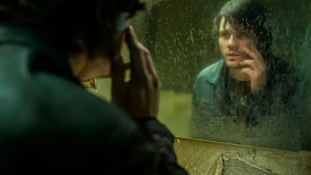 Return to Silent Hill (2026) là phim kinh dị tâm lý siêu nhiên trong series Silent Hill gồm 3 phần