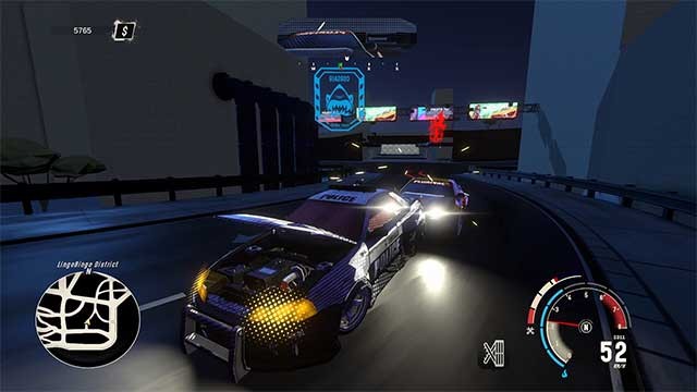 Trở thành tay đua Street Racer hoặc lực lượng cảnh sát Corsair