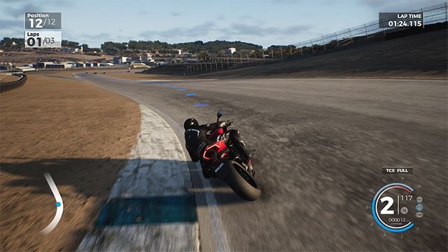 Thể hiện kỹ năng đua xe mạo hiểm