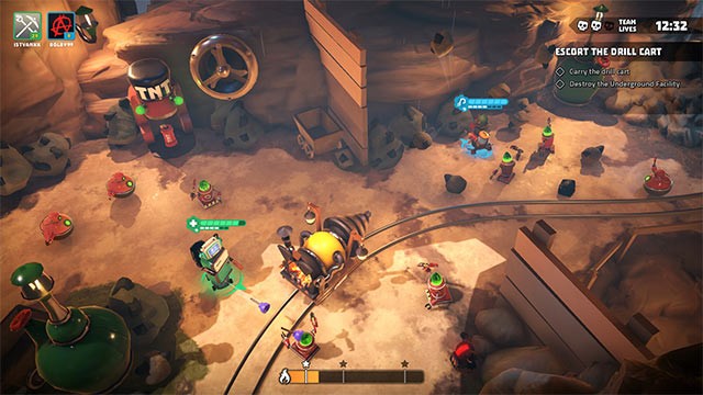 Trên đấu trường máy móc hỗn loạn này, mọi thứ đều trở thành vũ khí hữu dụng