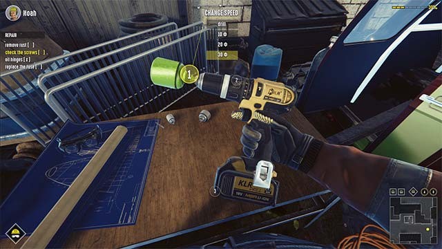 Liên tục nâng cấp và mua công cụ mới để quá trình sửa chữa tàu lượn dễ dàng hơn