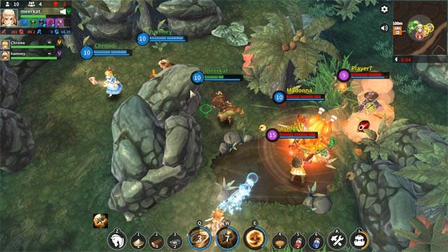 Chơi Royal Crown solo hoặc lập nhóm 3 người và cùng nhau sinh tồn