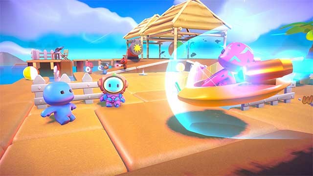 Vô số cách vui nhộn để chiến đấu với kẻ thù trong Rumble Club