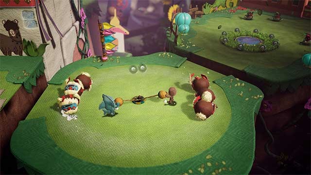 Thành lập các đội gồm hai đến bốn người để tận hưởng một bữa tiệc vui nhộn