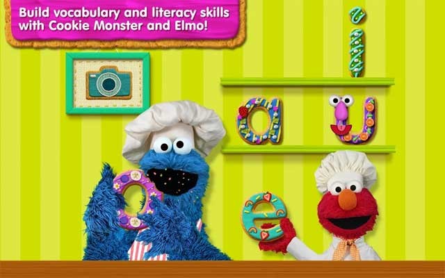 Làm bánh kết hợp học từ vựng tiếng Anh trong game Sesame Street Alphabet Kitchen
