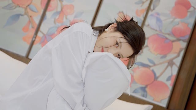 Mỗi cô gái đều có bí mật riêng đang chờ bạn khám phá