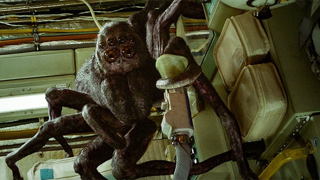 Sinh vật ngoài hành tinh Hanuš là người bạn mới của phi hành gia cô đơn...