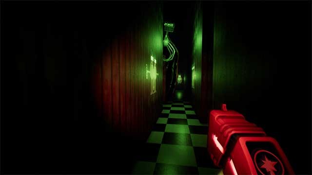 Tìm cách trốn thoát khỏi một con quái vật thú bông trong Sparky Marky: Episode 2