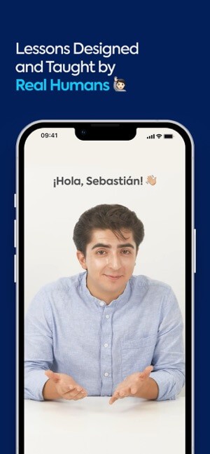 Các bài học được thiết kế và dạy bởi các người thực