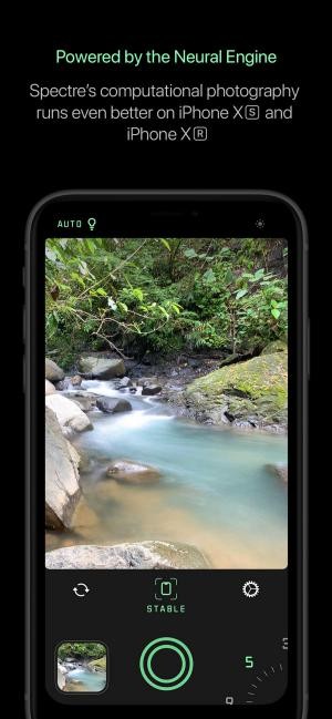 Biến dòng suối thành bức tranh tuyệt đẹp