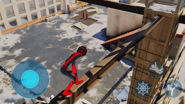 Di chuyển trên cao và tiếp cận kẻ địch