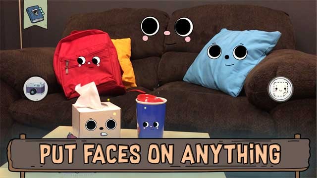 Người chơi có thể dán khuôn mặt ảo lên các đồ vật ngoài đời