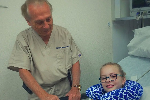 Bộ phim Take Care of Maya xoay quanh hành trình chống chọi lại căn bệnh hiếm gặp của Maya Kowalski