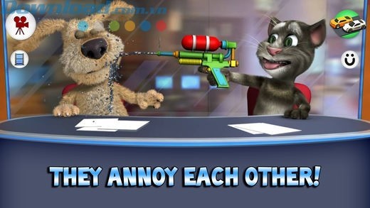 Hai con vật luôn chọc phá nhau tạo tình huống hài hước