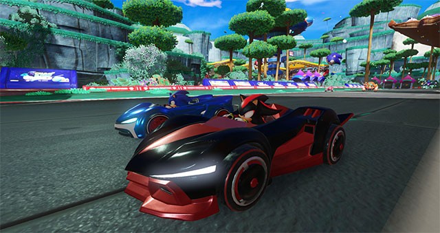 Phối hợp cùng đồng đội để giành chiến thắng trong Team Sonic Racing