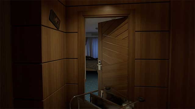 Nếu bạn gặp phải những điều bất thường như vậy, hãy quay lại thang máy và báo cáo chúng