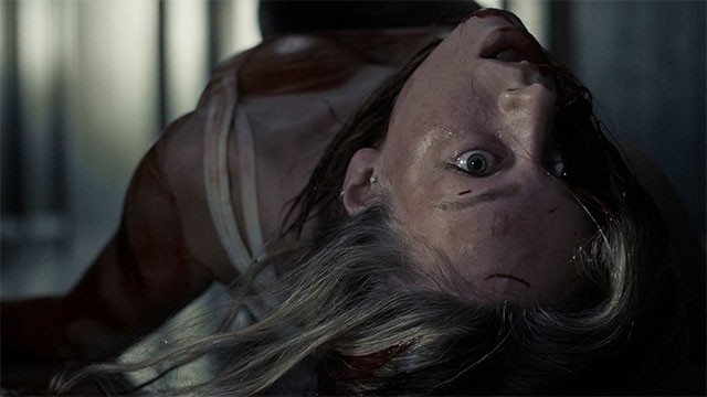 Và cơn ác mộng thực sự khởi đầu từ đó...