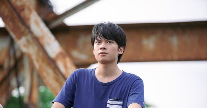 Trần Tú thủ vai Tiến, nhân vật chính và là trung tâm của câu chuyện