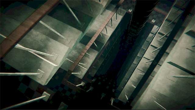 The Hole tạo ra sự căng thẳng thông qua bầu không khí ngột ngạt