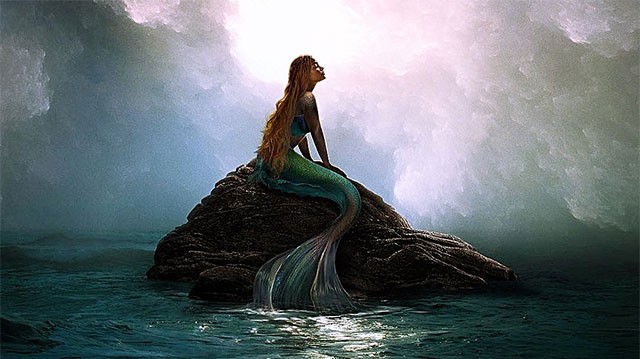 The Little Mermaid là bộ phim điện ảnh người thật đóng, làm lại từ phiên bản Nàng Tiên Cá 1989 của Disney