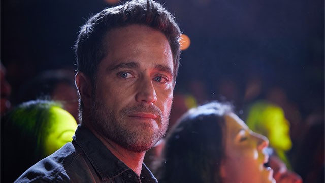 Phim Trái Tim In Dấu kể về hành trình trả thù của Simón với tổ chức buôn lậu nội tạng đã sát hại vợ anh...