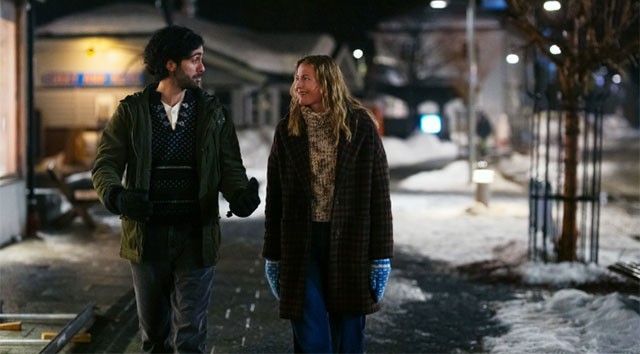 The Wrong Track là câu chuyện cảm động, hài hước về tình cảm gia đình, cuộc sống