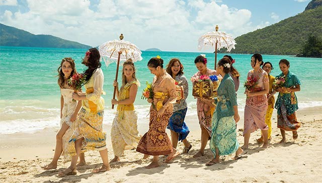 Cặp vợ chồng đã ly hôn quyết định chung tay ngăn chặn đám cưới của cô con gái với bạn trai mới quen