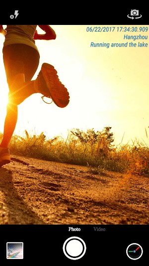 Timestamp Camera là ứng dụng chụp ảnh và quay video cho phép thêm watermark thời gian và vị trí theo thời gian thực