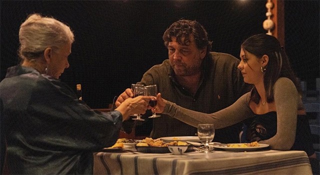 Cùng bà Isabel lên đường đòi lại công lý cho cô cháu gái mất tích