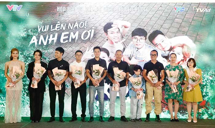 Ekip phim Vui lên nào anh em ơi