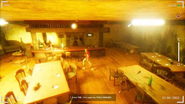 Sống sót trong nơi trú ẩn mê cung đầy tiếng ồn, chướng ngại vật và quái vật