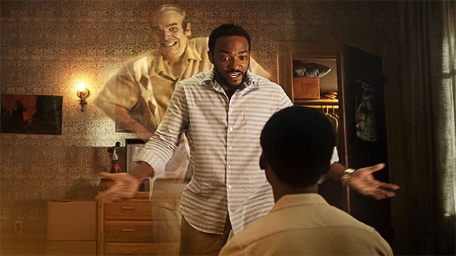 Một gia đình chuyển đến ngôi nhà mới và ở đó có... 1 con ma