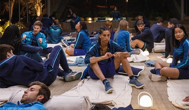 Bữa tiệc sôi động trên đảo vắng bỗng trở thành thảm kịch không ngờ