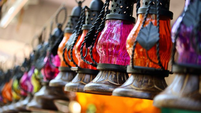 Download Windows Spotlight - Đèn sắc màu