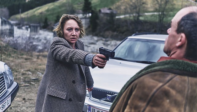 Vợ của kẻ đã chết sở hữu những cảnh quay đẹp cùng diễn xuất tuyệt vời của dàn diễn viên gạo cội