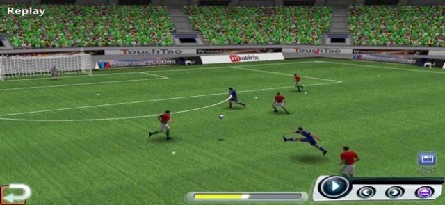 Thực hiện mơ ước trở thành chân sút chuyên nghiệp trong game World Football King