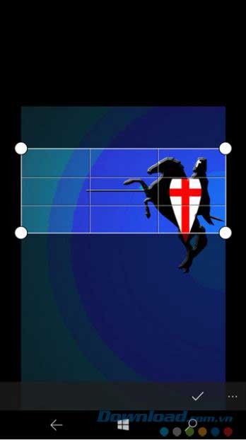 Cắt hình trước khi chọn lưu