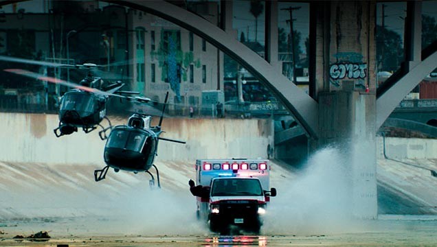 Sự kịch tính và gay cấn bao trùm lên toàn bộ phim Ambulance