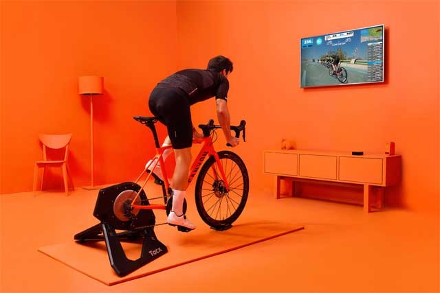 Zwift là game thể thao kết hợp chương trình đạp xe trực tuyến trong thế giới ảo